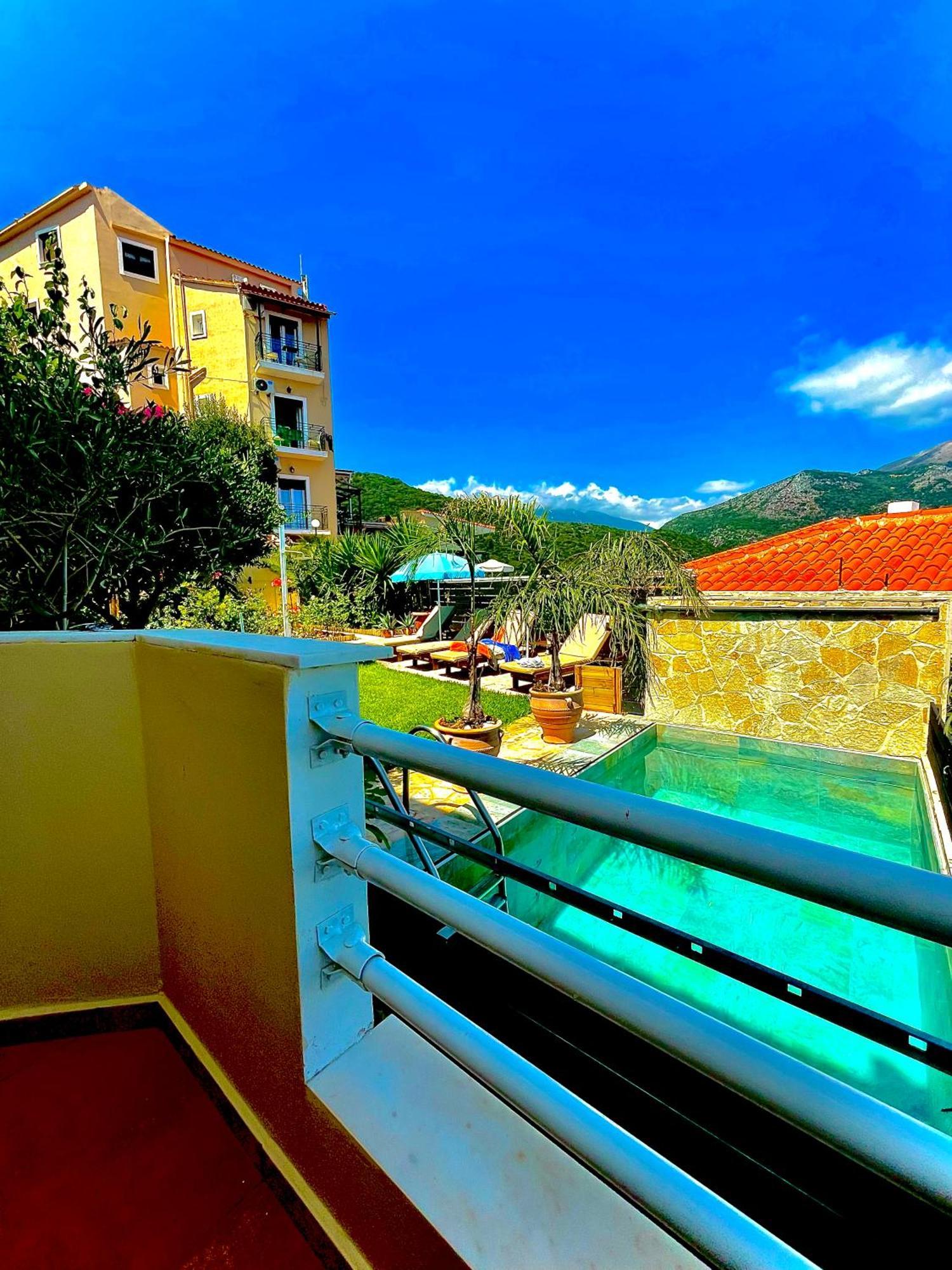 ODYSSEAS Luxury Villa & SPA Poros  Extérieur photo